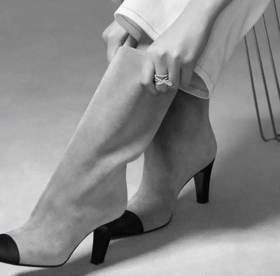 18K Chanel Diamonds Knot Ring