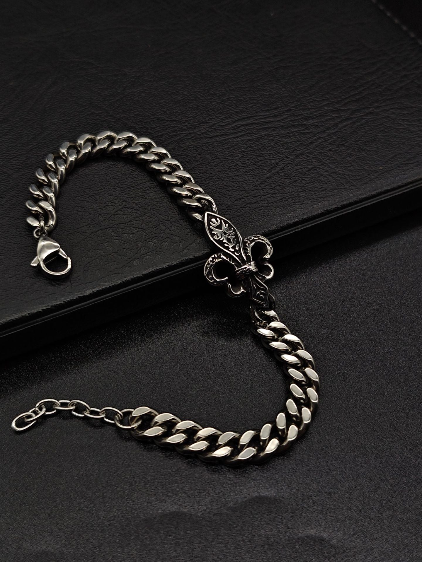 Chrome Hearts anchor retro distressed antique bracelet