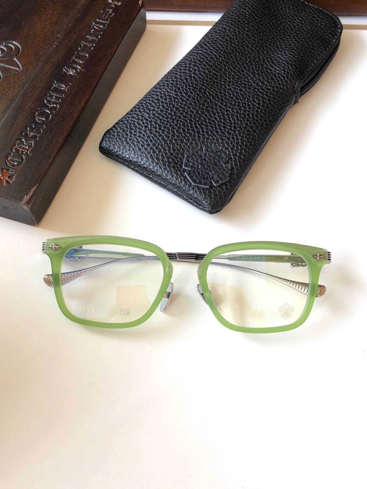 CHH Chrome Hearts Glasses Stylish and Simple Ultra Light Pure Titanium Glasses Frame