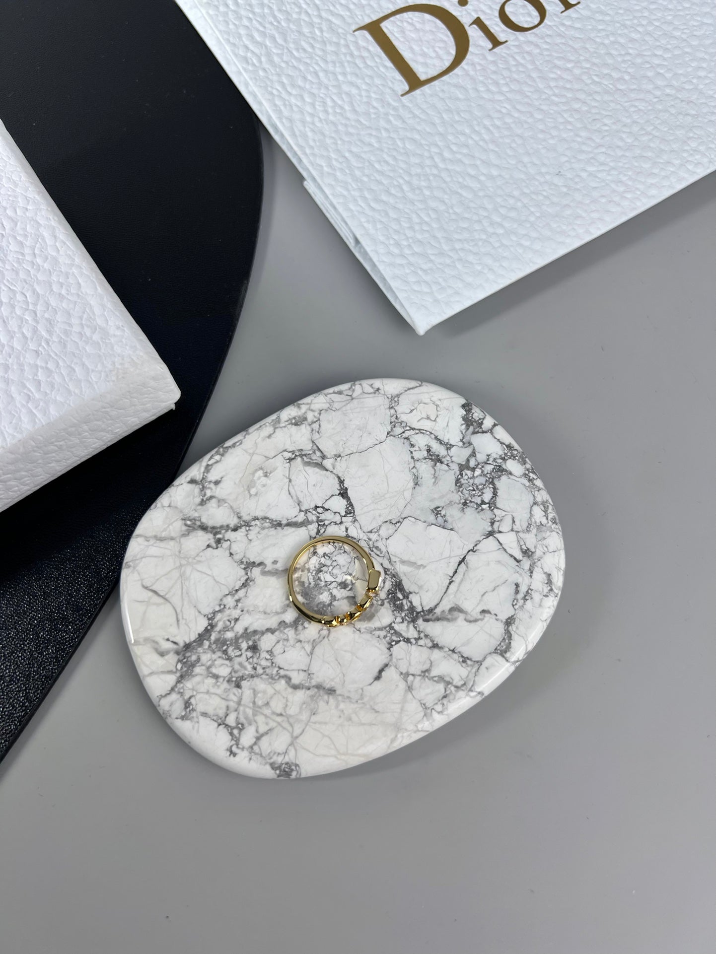 18K Dior Revolution Ring