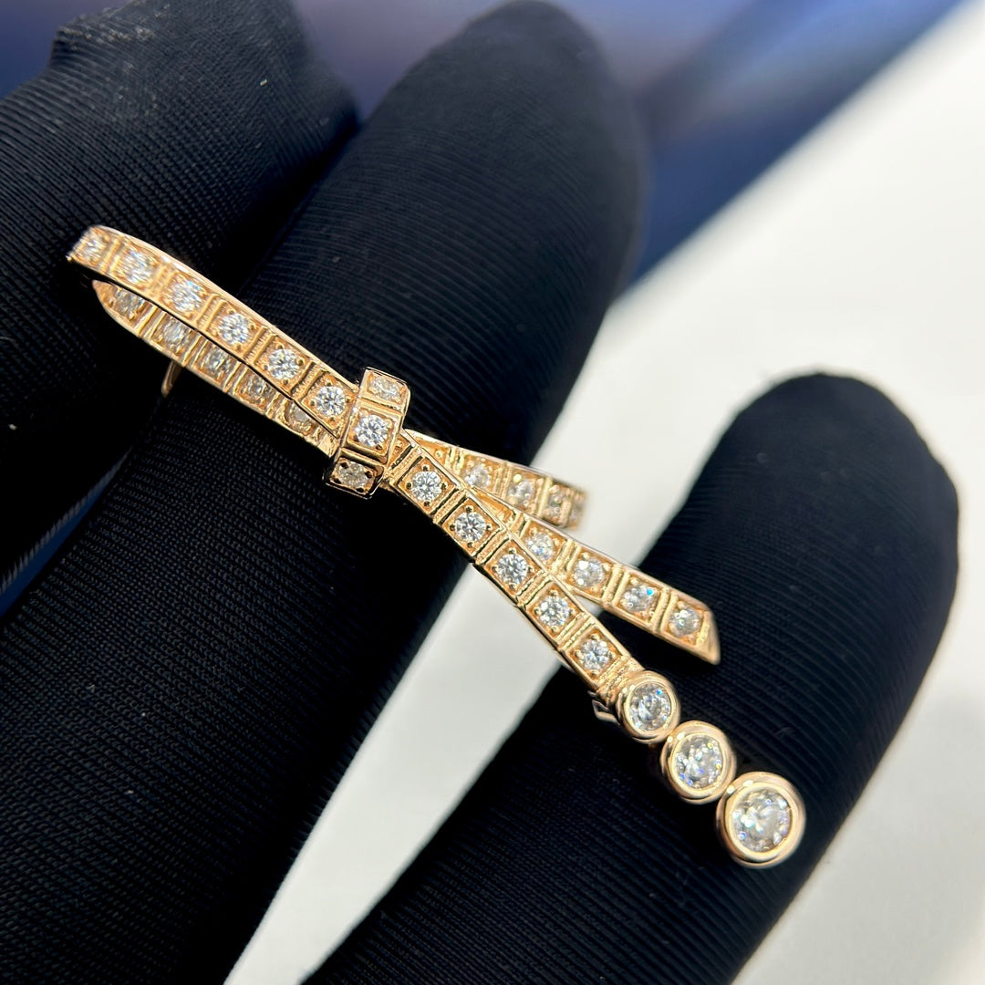 18K Chanel Ruban Diamonds Ring