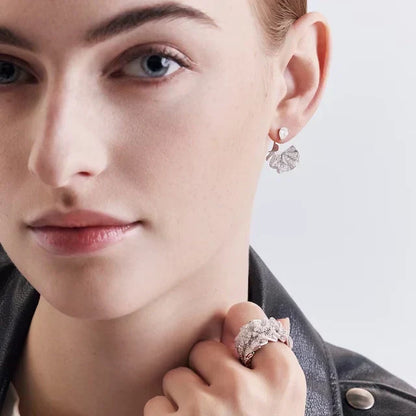 18K Dior Couture Diamond Ring