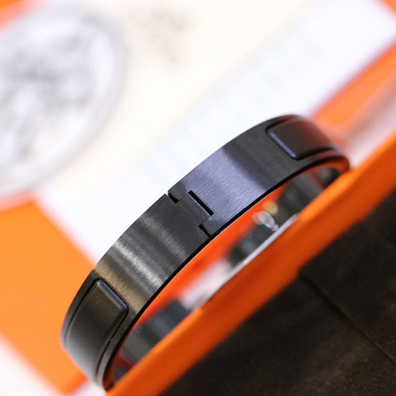 Clic HH So Black Bracelet