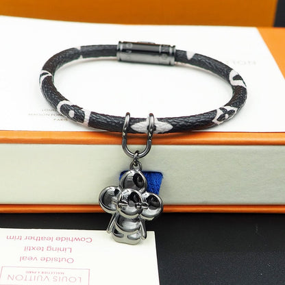 18K Louis Vuitton Hang It Bracelet