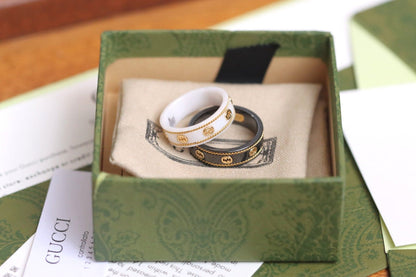 18K Double Gucci Interlocking Gucci Icon White Zirconia Ring