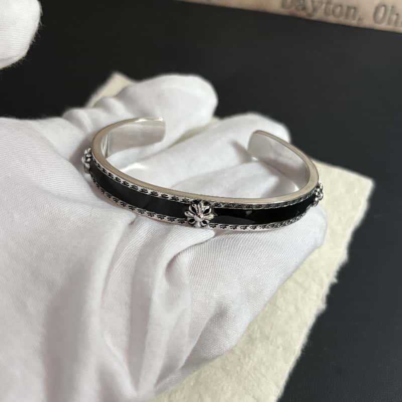 Chrome Hearts  Silver 925 French lily backed with stingray leather