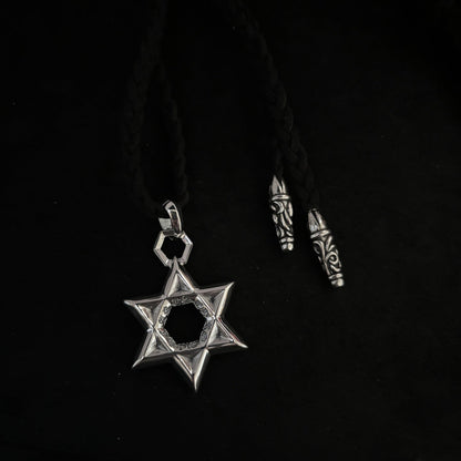 Chrome Hearts bullet-shaped six-pointed star tongue style leather rope necklace