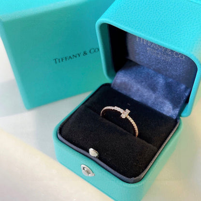 18K Tiffany Diamond Wire Ring