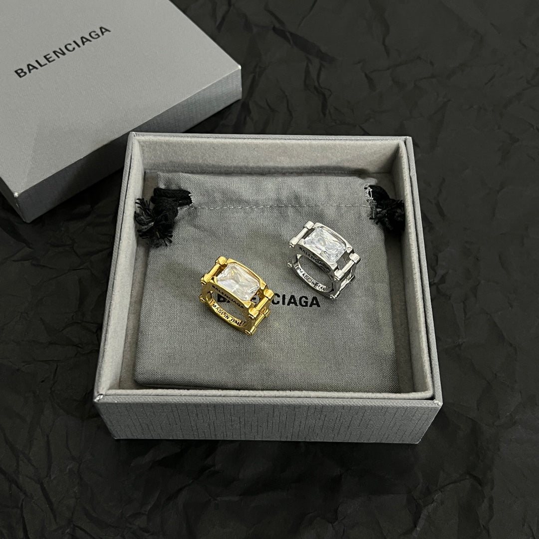 18K Balenciaga Crystal Ring