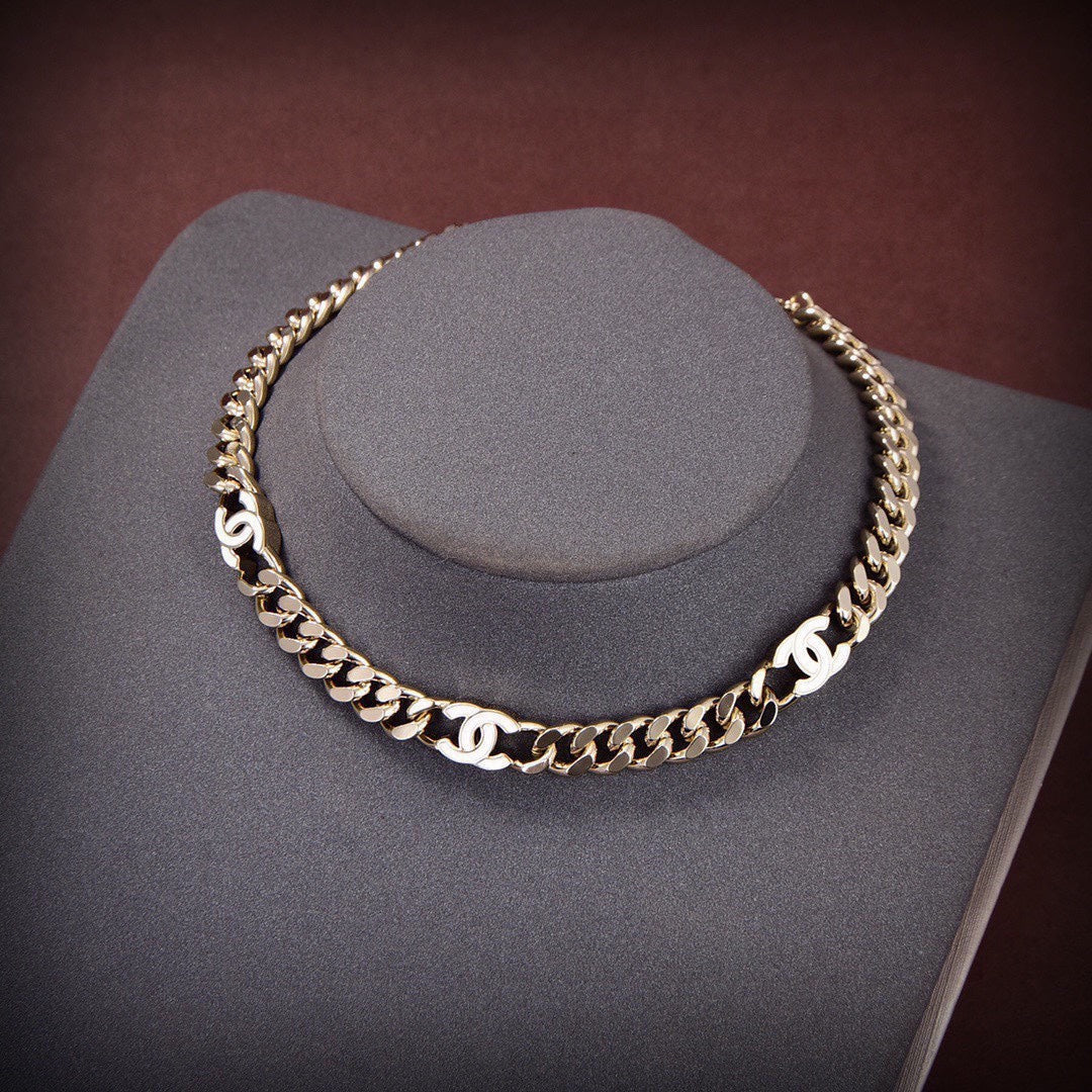 18K  Chanel Crystals Choker Necklace