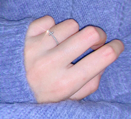 18K Tiffany Diamond Wire Ring