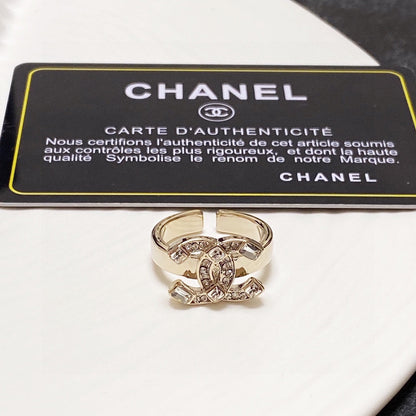 18K  Chanel Crystals Ring