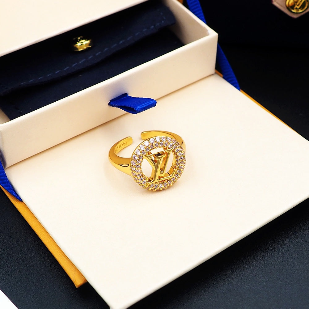 18K Louis Vuitton Louise Tresor Rings