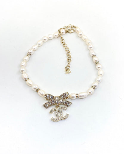 18K  Chanel Bow Tie Diamonds Necklace