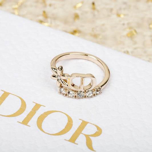 18K Dior Diamond Ring