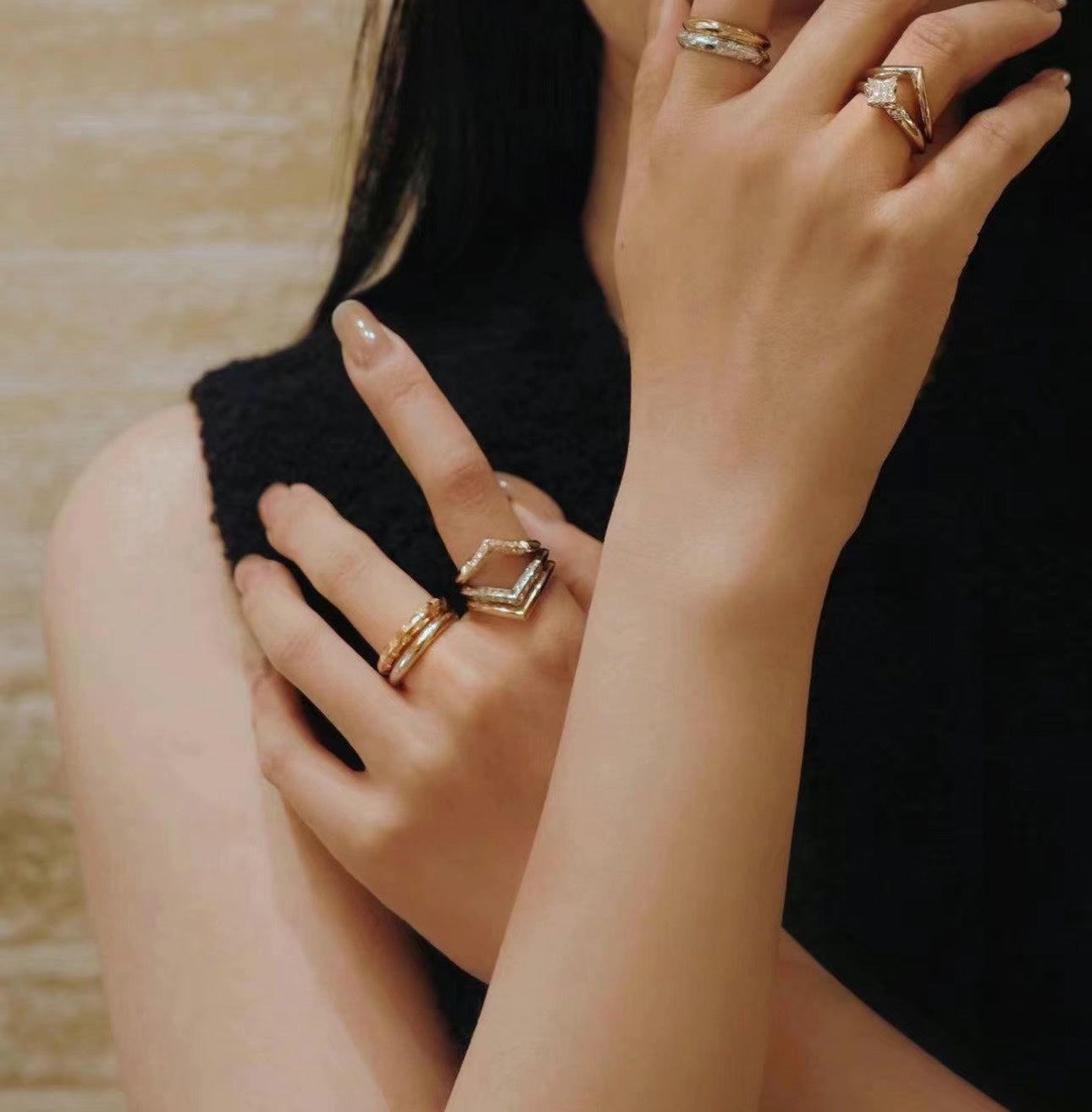 18K Louis Vuitton V Diamonds Ring