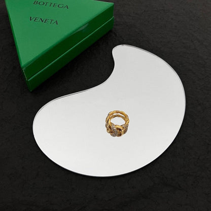 18K BVLGARI Red Crystals Ring