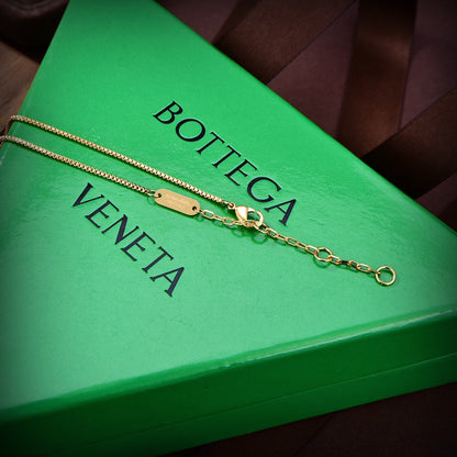 18K BVLGARI Facet Pearl Necklace