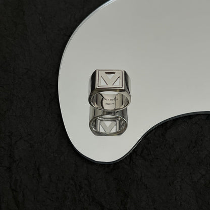 18K Louis Vuitton Vintage Ring