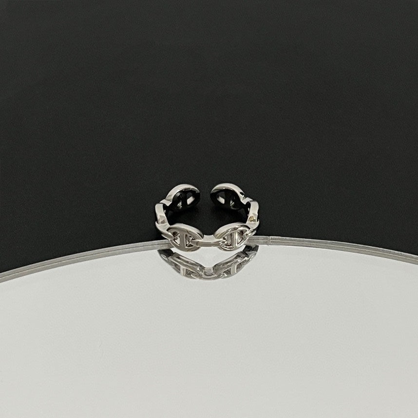 18K Chaine D'Ancre Enchainee Hermes Ring