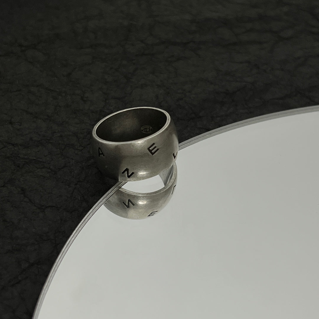 18K  Chanel Vintage Ring