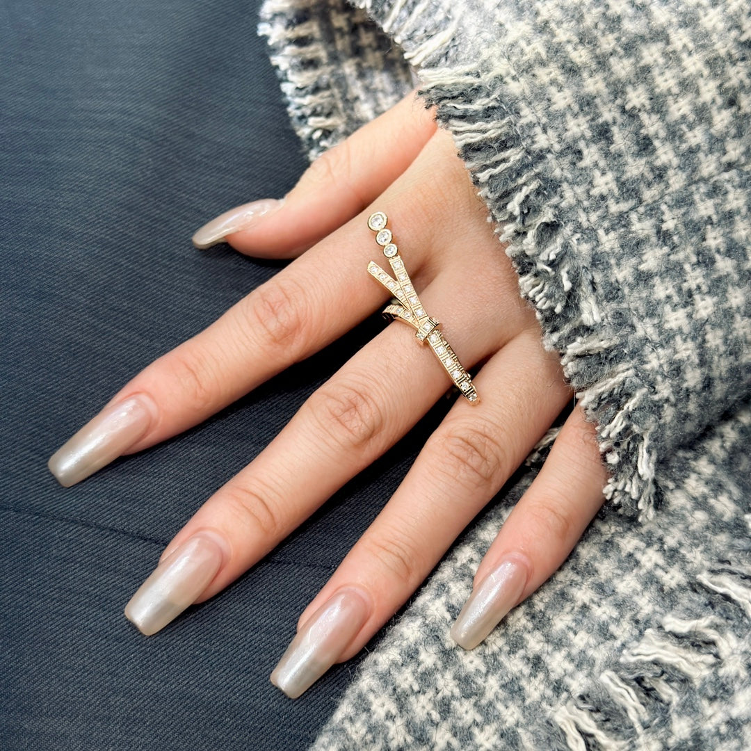 18K  Chanel Ruban Diamonds Ring