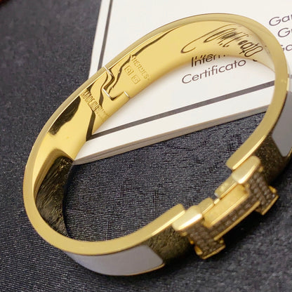 18K Clic Hermes Diamond Bracelet