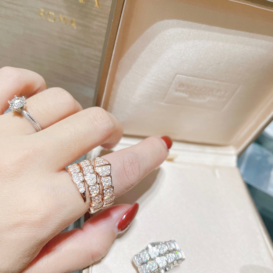 18K BVLGARI Serpenti Viper Full Pave Diamond Ring