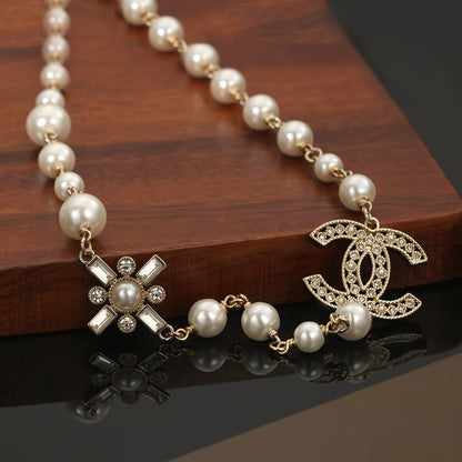 18K  Chanel Flower Pearls Necklace