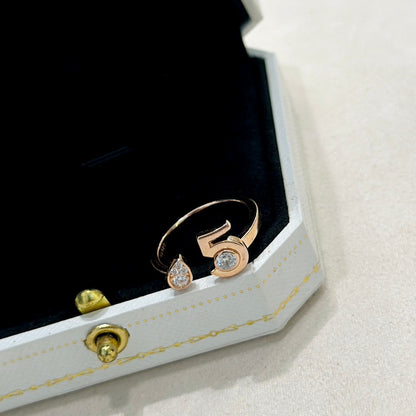 18K  Chanel No.5 Ring