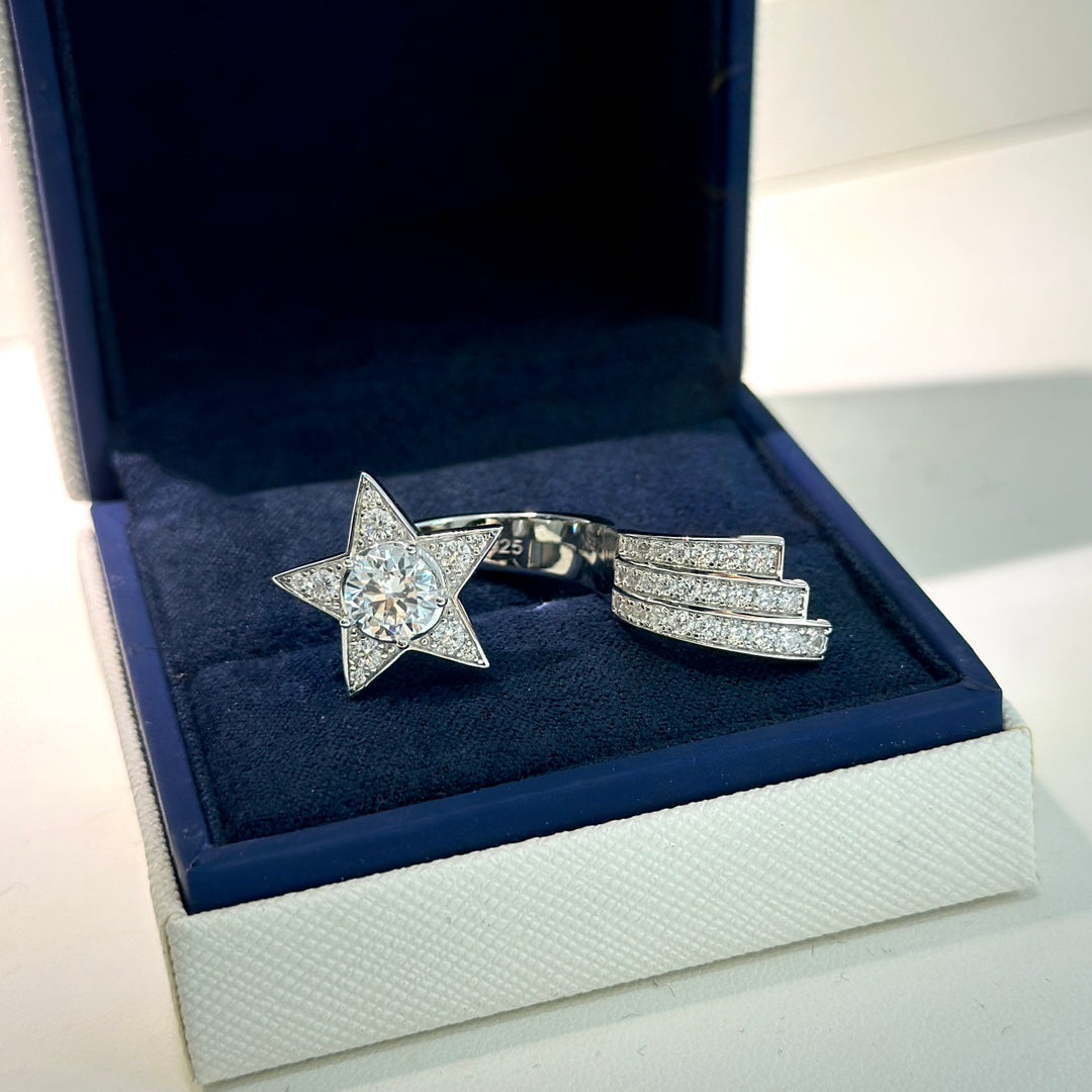 18K  Chanel Comete Diamonds Ring