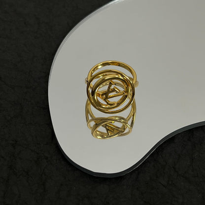 18K Louis Vuitton Stellar Ring