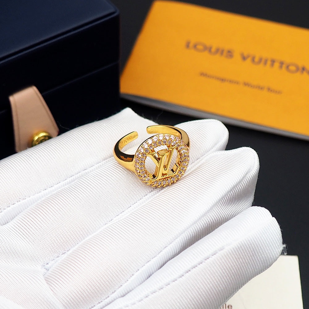 18K Louis Vuitton Louise Tresor Rings