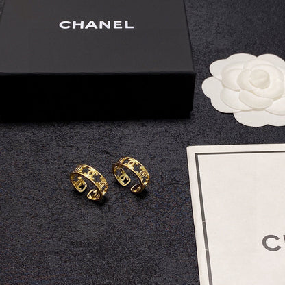 18K  Chanel Vintage Openwork Ring